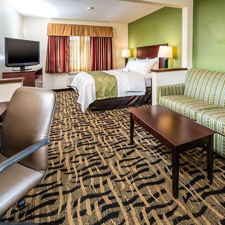 Quality Inn & Suites Danville Kültér fotó