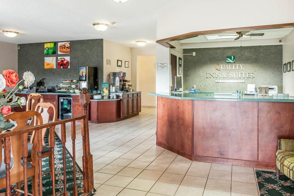 Quality Inn & Suites Danville Kültér fotó