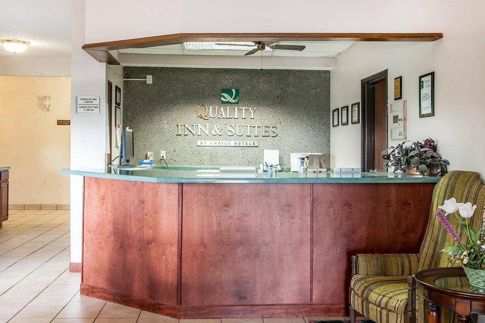 Quality Inn & Suites Danville Kültér fotó