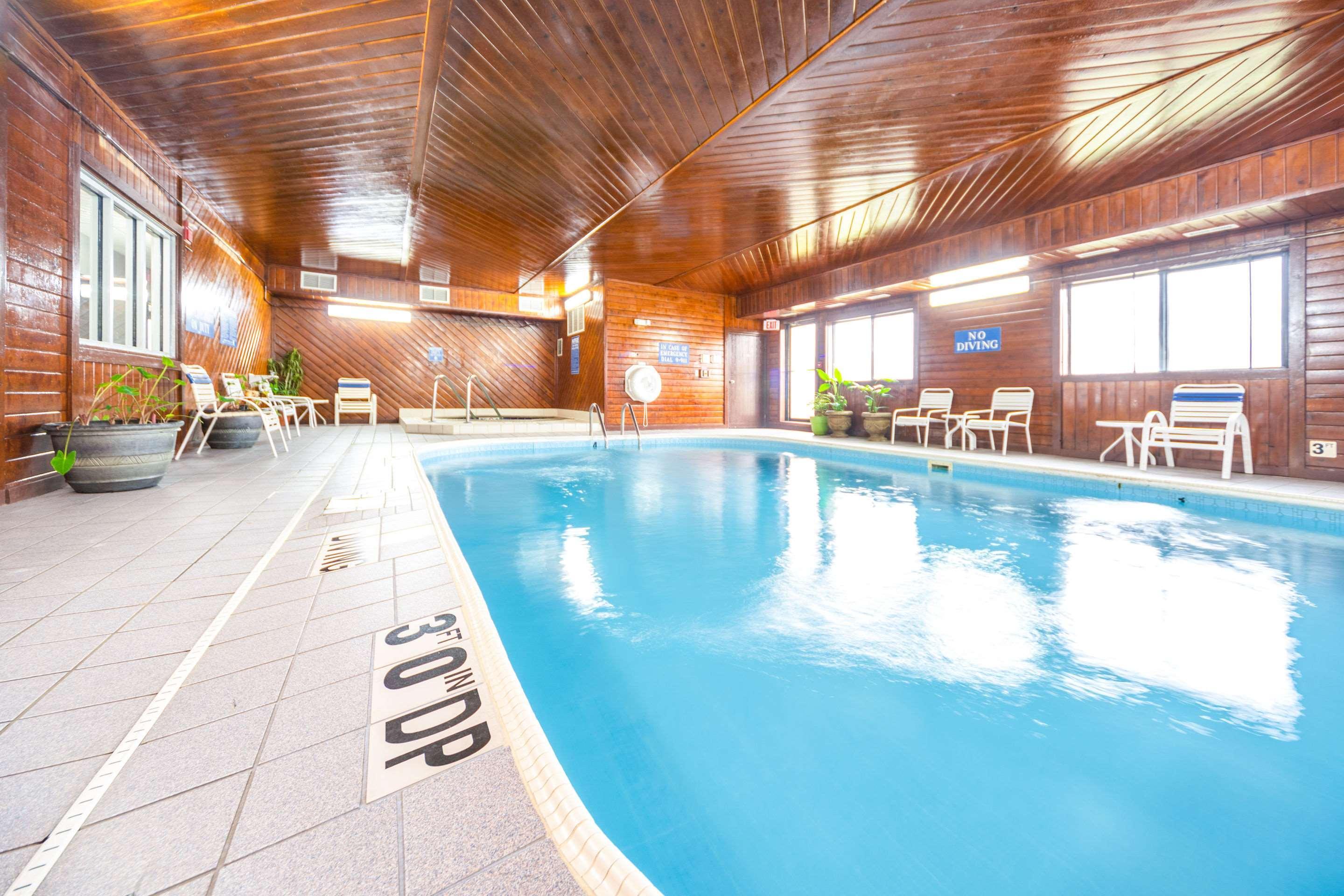 Quality Inn & Suites Danville Kültér fotó