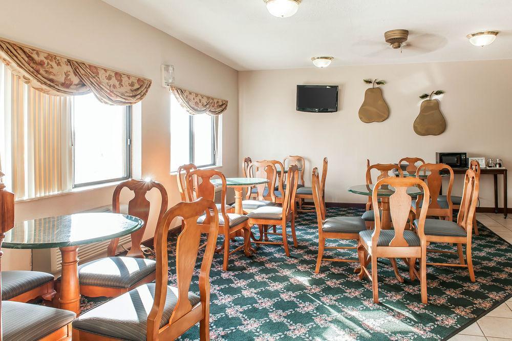 Quality Inn & Suites Danville Kültér fotó