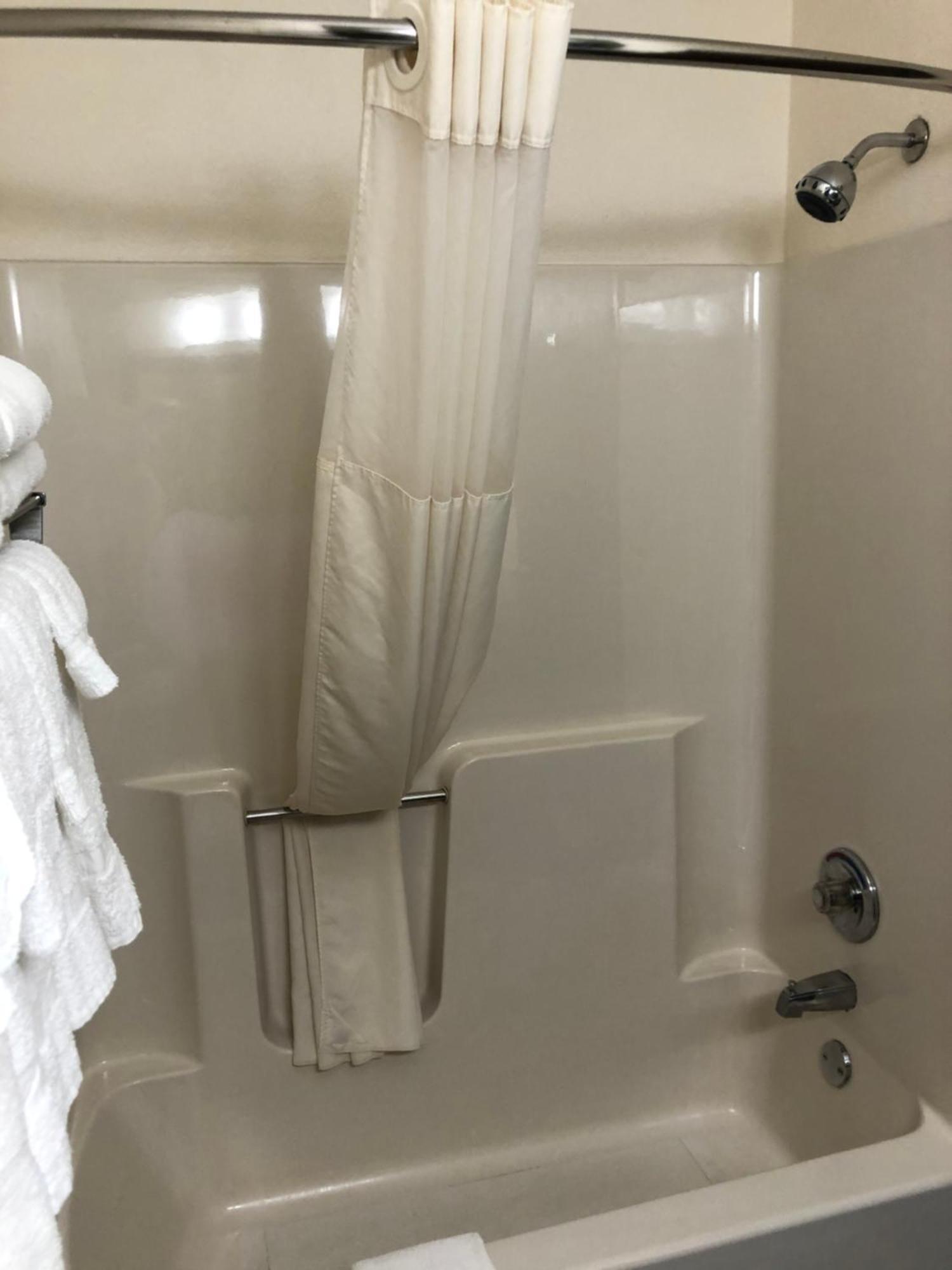 Quality Inn & Suites Danville Kültér fotó