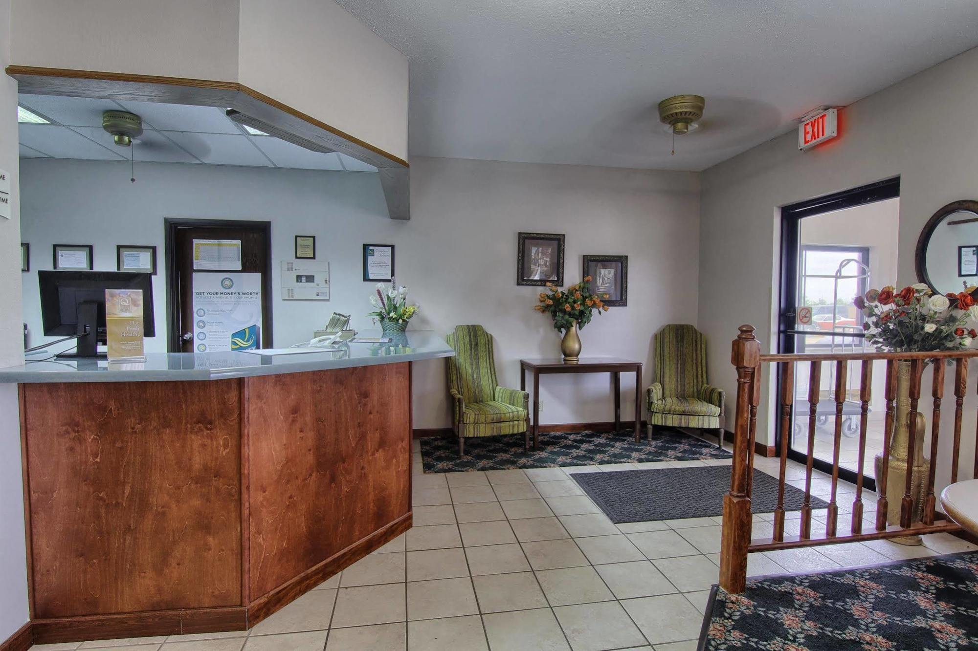 Quality Inn & Suites Danville Kültér fotó