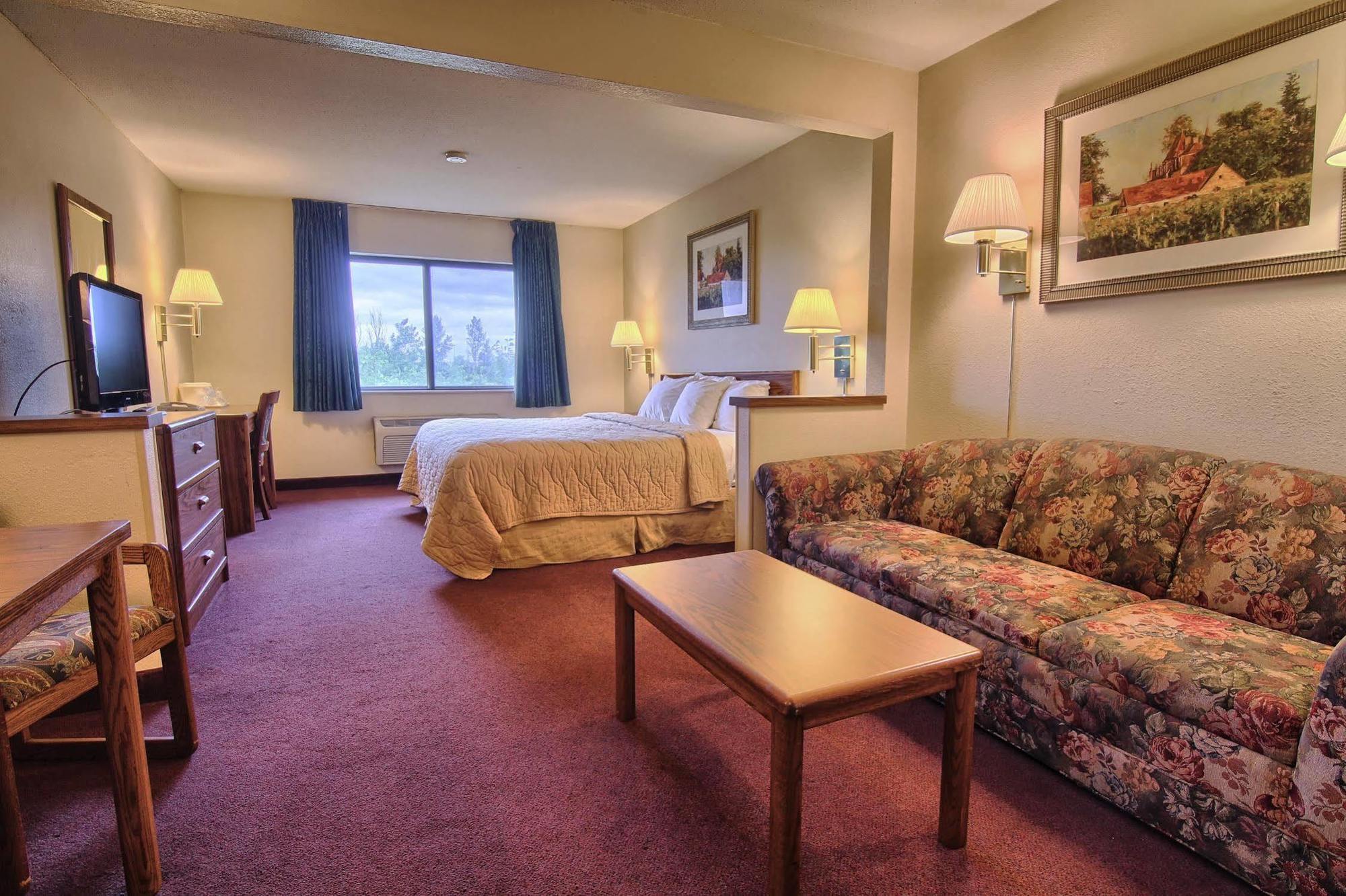 Quality Inn & Suites Danville Kültér fotó
