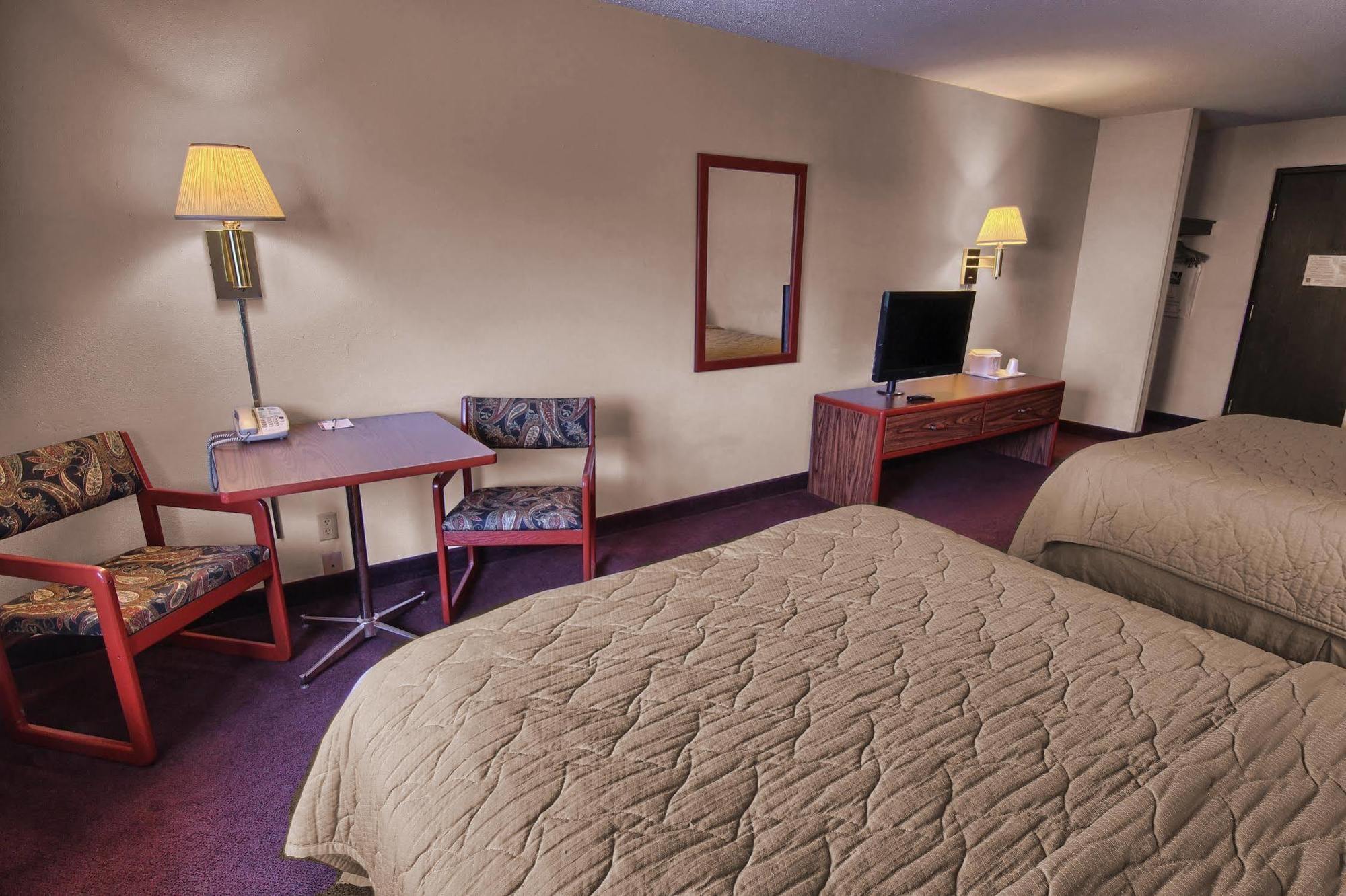 Quality Inn & Suites Danville Kültér fotó